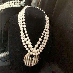 2 white pearl vintage necklaces 1 w gold pendant